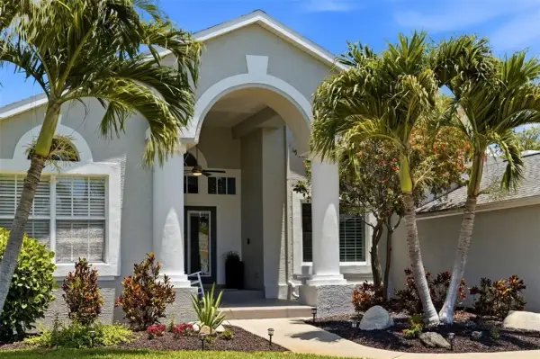 631 De Soto Drive, Tierra Verde, FL, 33715