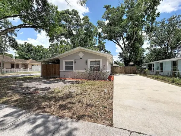 1913 W Hanna Avenue, Tampa, FL, 33604