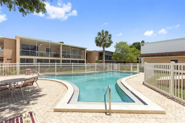 4702 Christa Court, Unit 345, Tampa, FL, 33614