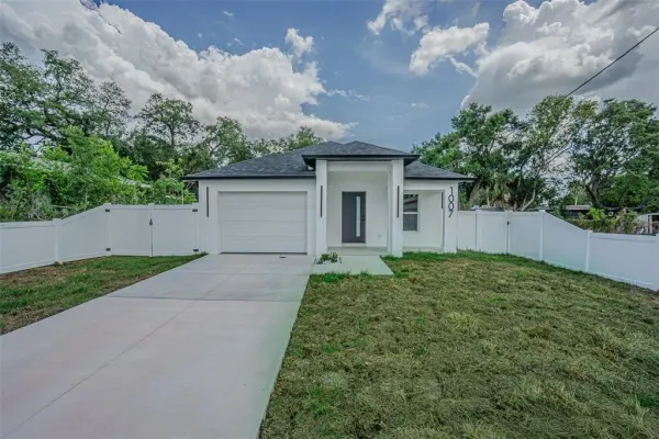 1007 E Eskimo Avenue, Tampa, FL, 33604