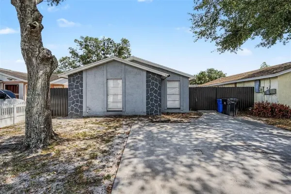 9212 Spy Glass Court, Tampa, FL, 33615