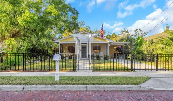 116 Read Street, Tarpon Springs, FL, 34689