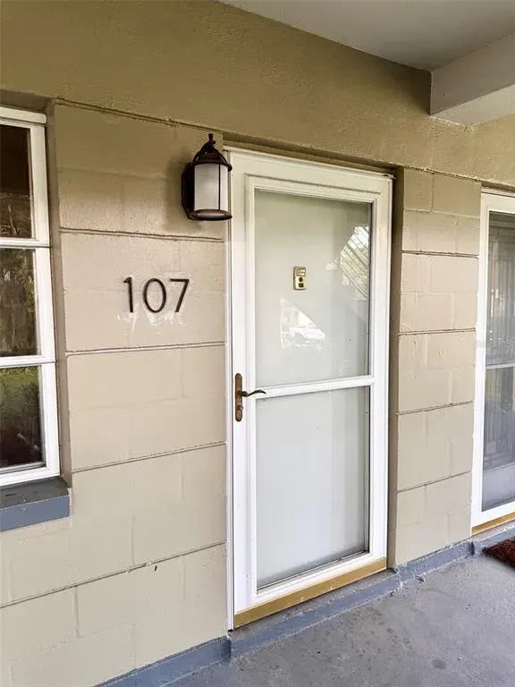 450 32nd Avenue N, Unit 107w, St Petersburg, FL, 33704