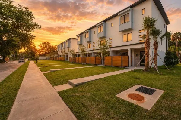 532 W Plaza Place, Unit 3, Tampa, FL, 33602