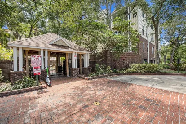 1000 W Horatio Street, Unit 301, Tampa, FL, 33606