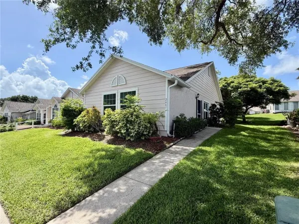 2461 Bentley Drive, Palm Harbor, FL, 34684