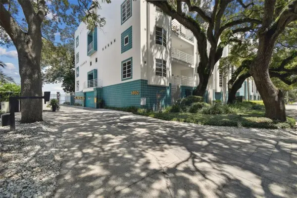 4950 Bayshore Boulevard, Unit 30, Tampa, FL, 33611