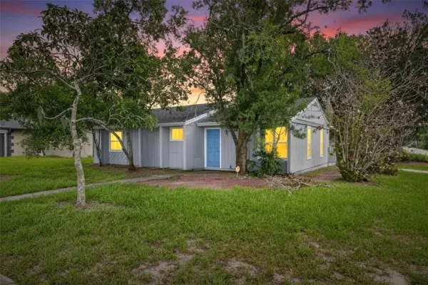 5001 Whiteway Drive, Tampa, FL, 33617