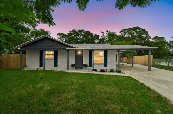 6532 S West Shore Circle, Tampa, FL, 33616