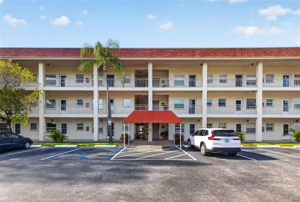 4000 3rd Street N, Unit 304, St Petersburg, FL, 33703