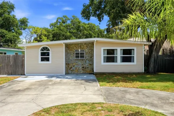 5405 10th Avenue S, Gulfport, FL, 33707