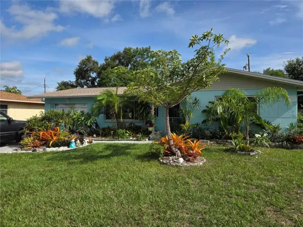 11066 102nd Avenue N, Seminole, FL, 33778