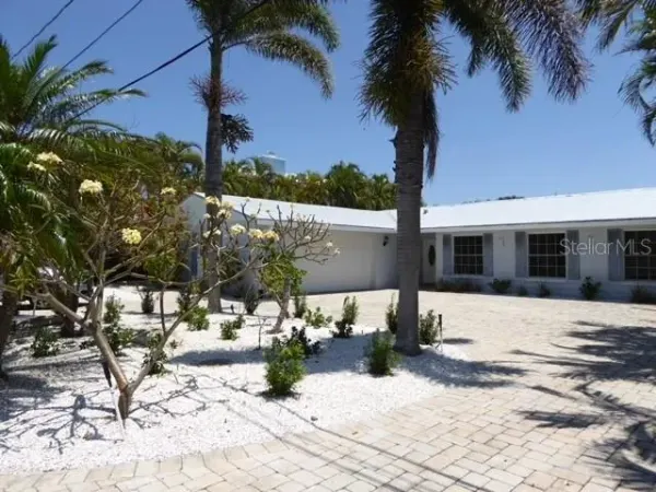 12055 4th Street E, Treasure Island, FL, 33706