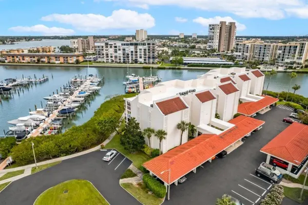 7907 Sailboat Key Boulevard S, Unit 105, South Pasadena, FL, 33707