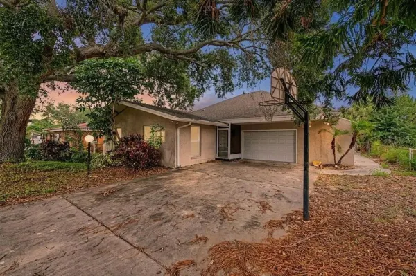 1647 Summerdale Drive S, Clearwater, FL, 33764