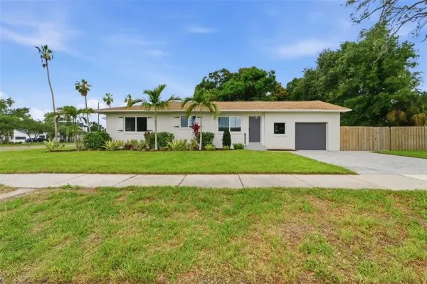 1401 49th Street N, St Petersburg, FL, 33710