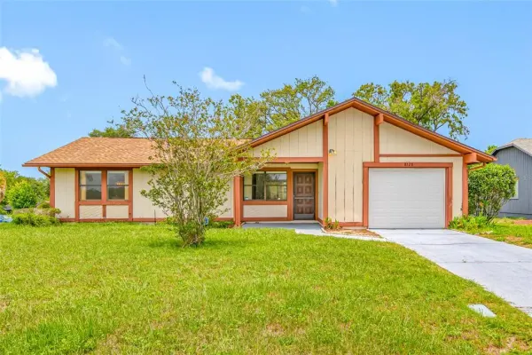 8528 Heather Boulevard, Weeki Wachee, FL, 34613