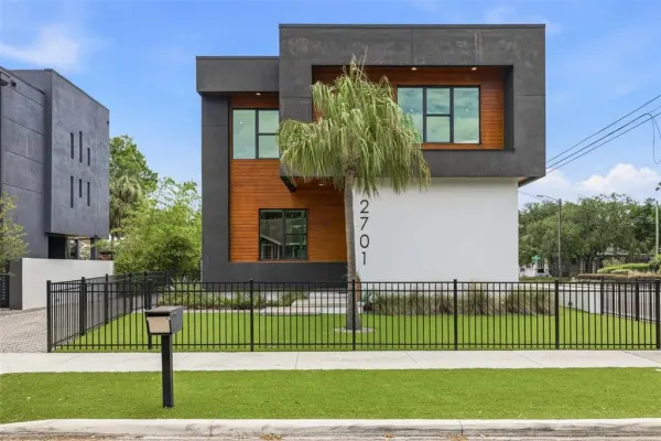 2701 N Poplar Avenue, Tampa, FL, 33602