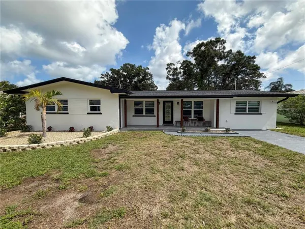 1446 Admiral Woodson Lane, Clearwater, FL, 33755