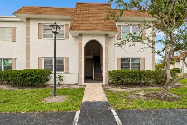 239 S Mcmullen Booth Road, Unit 37, Clearwater, FL, 33759