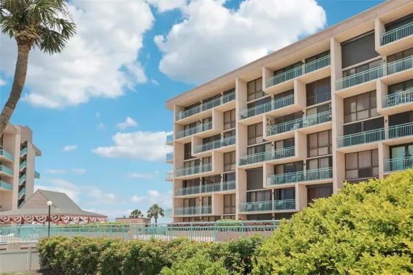 1 Key Capri, Unit 302e, Treasure Island, FL, 33706