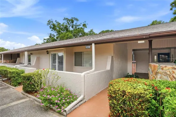 1208 14th Circle SE, Largo, FL, 33771