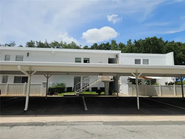 1655 S Highland Avenue, Unit B215, Clearwater, FL, 33756
