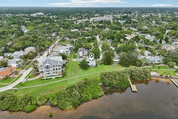 610 Indiana Avenue, Crystal Beach, FL, 34681