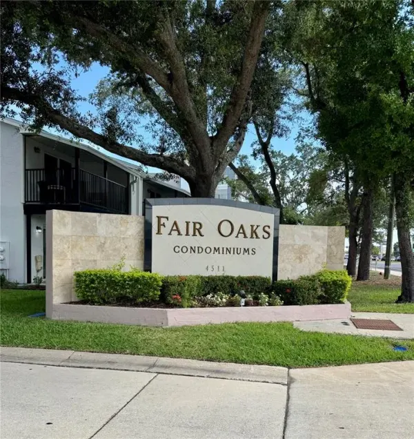 3819 N Oak Drive, Unit I42, Tampa, FL, 33611