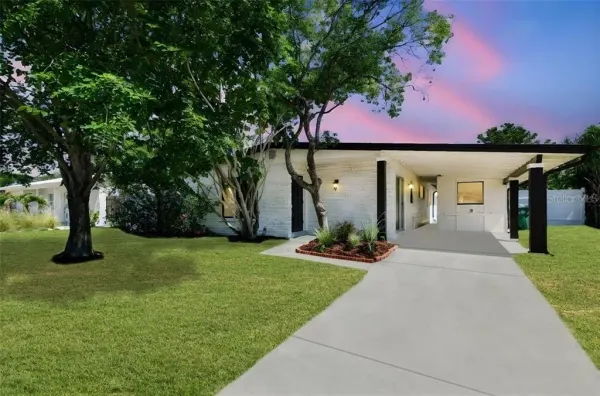 6551 S West Shore Circle, Tampa, FL, 33616