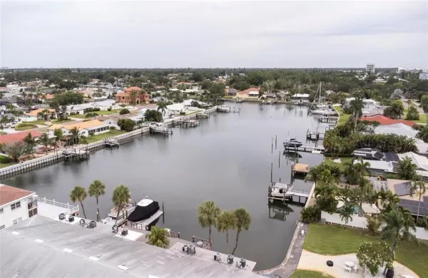3717 S 46th Avenue S, Unit 8, St Petersburg, FL, 33711