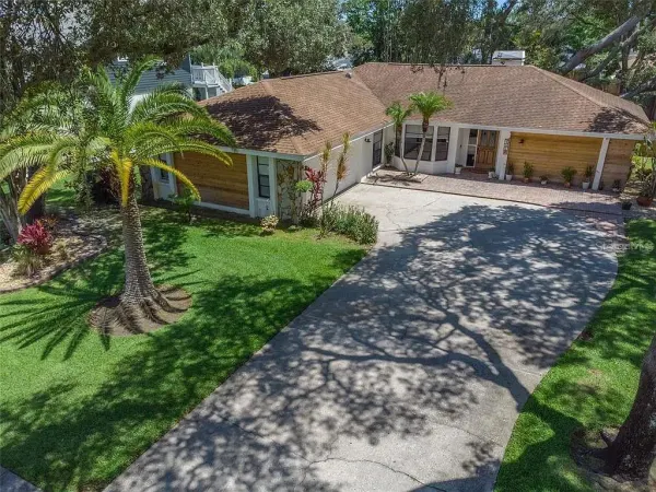 1425 Poinsettia Avenue, Tarpon Springs, FL, 34689
