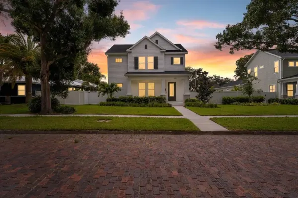 7428 Burlington Avenue N, St Petersburg, FL, 33710