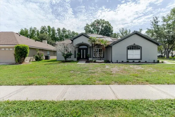 9601 Regents Park Drive, Tampa, FL, 33647