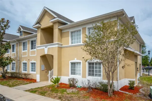 6007 Skydale Way, Unit 201, Riverview, FL, 33578