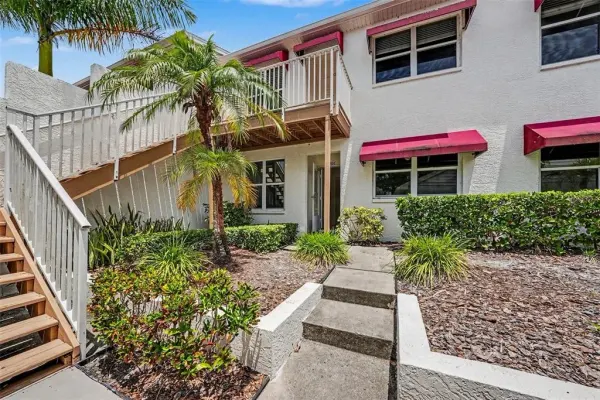 1400 Water View Drive W, Unit 102, Largo, FL, 33771