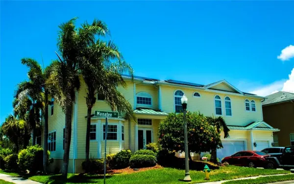 339 Manatee Lane, Tarpon Springs, FL, 34689
