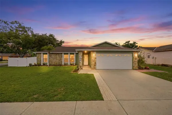 102 Peacock Circle, Safety Harbor, FL, 34695