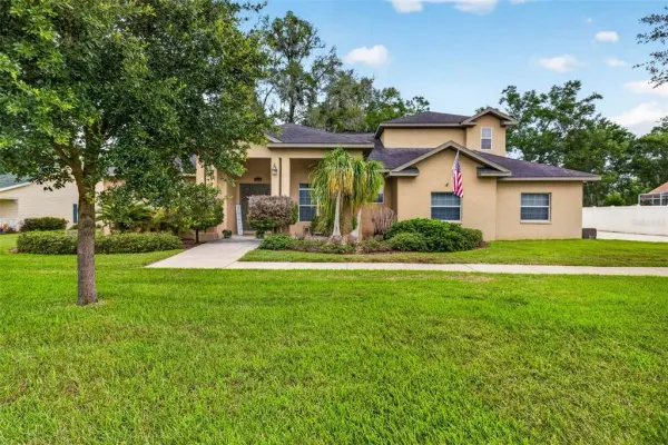 32449 Laurel Court, San Antonio, FL, 33576