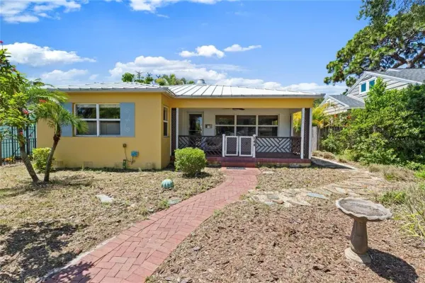 144 30th Avenue NE, St Petersburg, FL, 33704