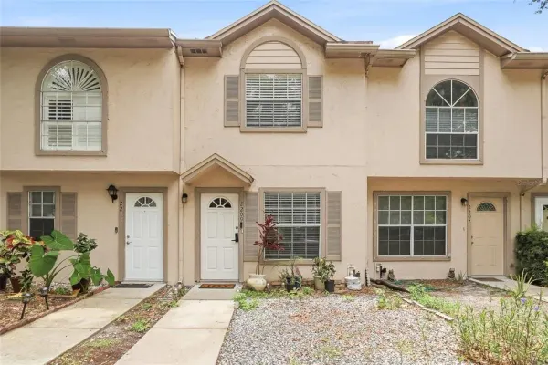 2209 Fletchers Point Circle, Tampa, FL, 33613