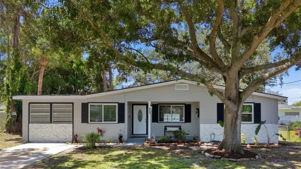 923 N Palm Drive SW, Largo, FL, 33770