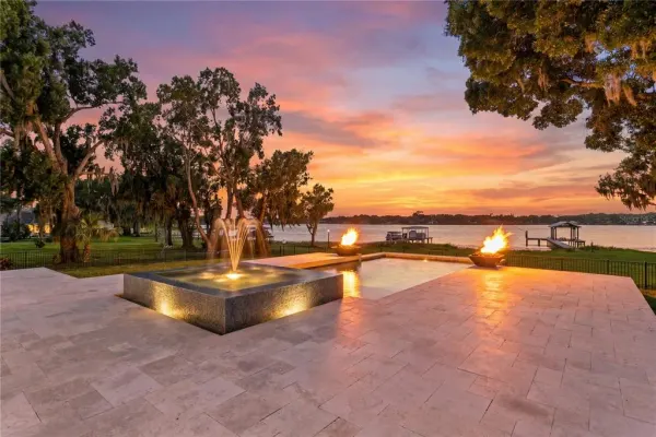 14802 Lake Magdalene Circle, Tampa, FL, 33613
