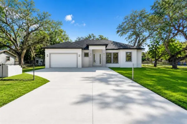 15101 N 19th Street, Lutz, FL, 33549