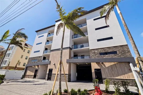 14048 Gulf Boulevard, Unit 302, Madeira Beach, FL, 33708