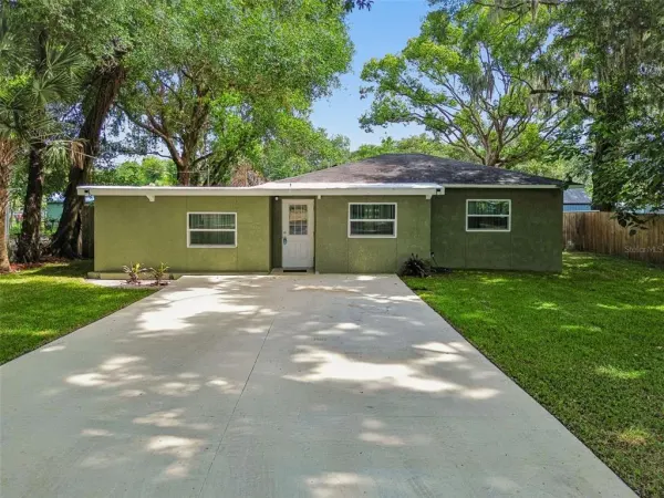 804 Valencia Road, Plant City, FL, 33563