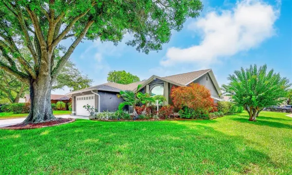 7969 Somerset Drive, Largo, FL, 33773