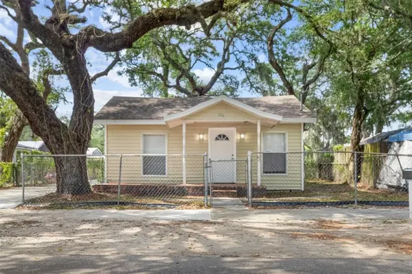 2116 E Ellicott Street, Tampa, FL, 33610