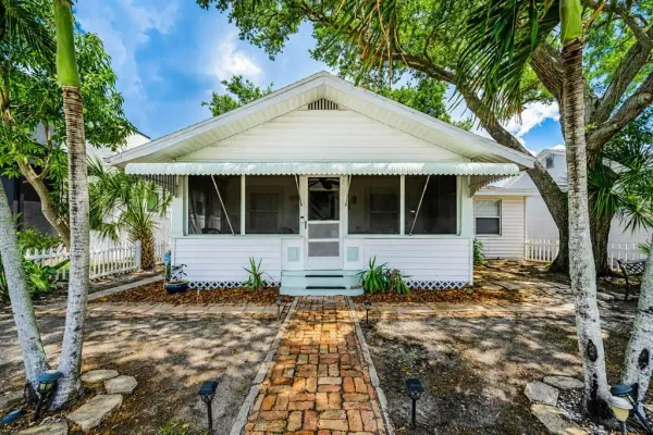 3829 2nd Avenue N, St Petersburg, FL, 33713
