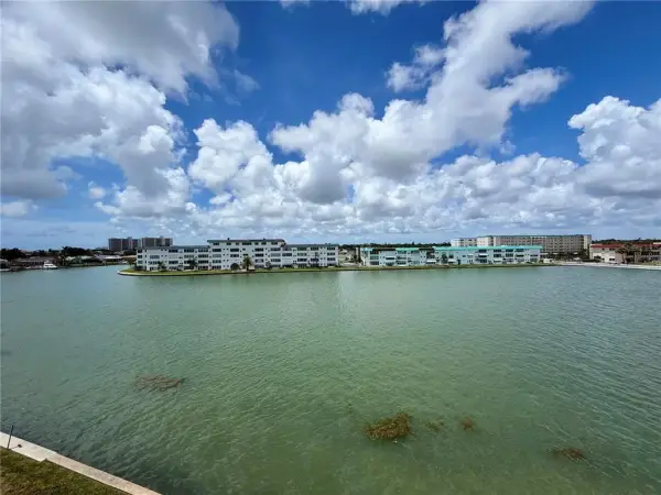 6025 Shore Boulevard S, Unit 415, Gulfport, FL, 33707